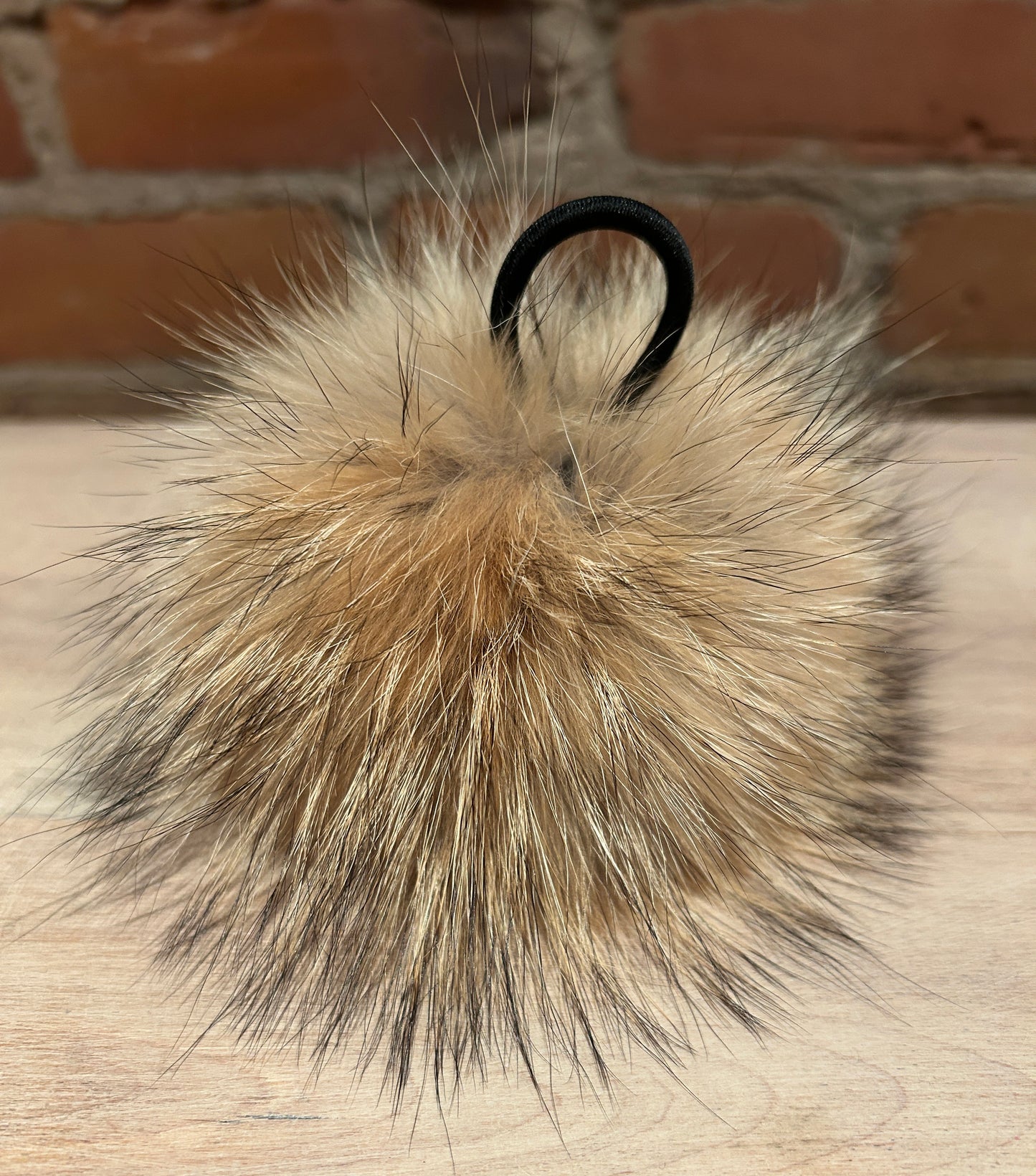Gold Beige Coyote Fur Hat Pom, 5-Inch