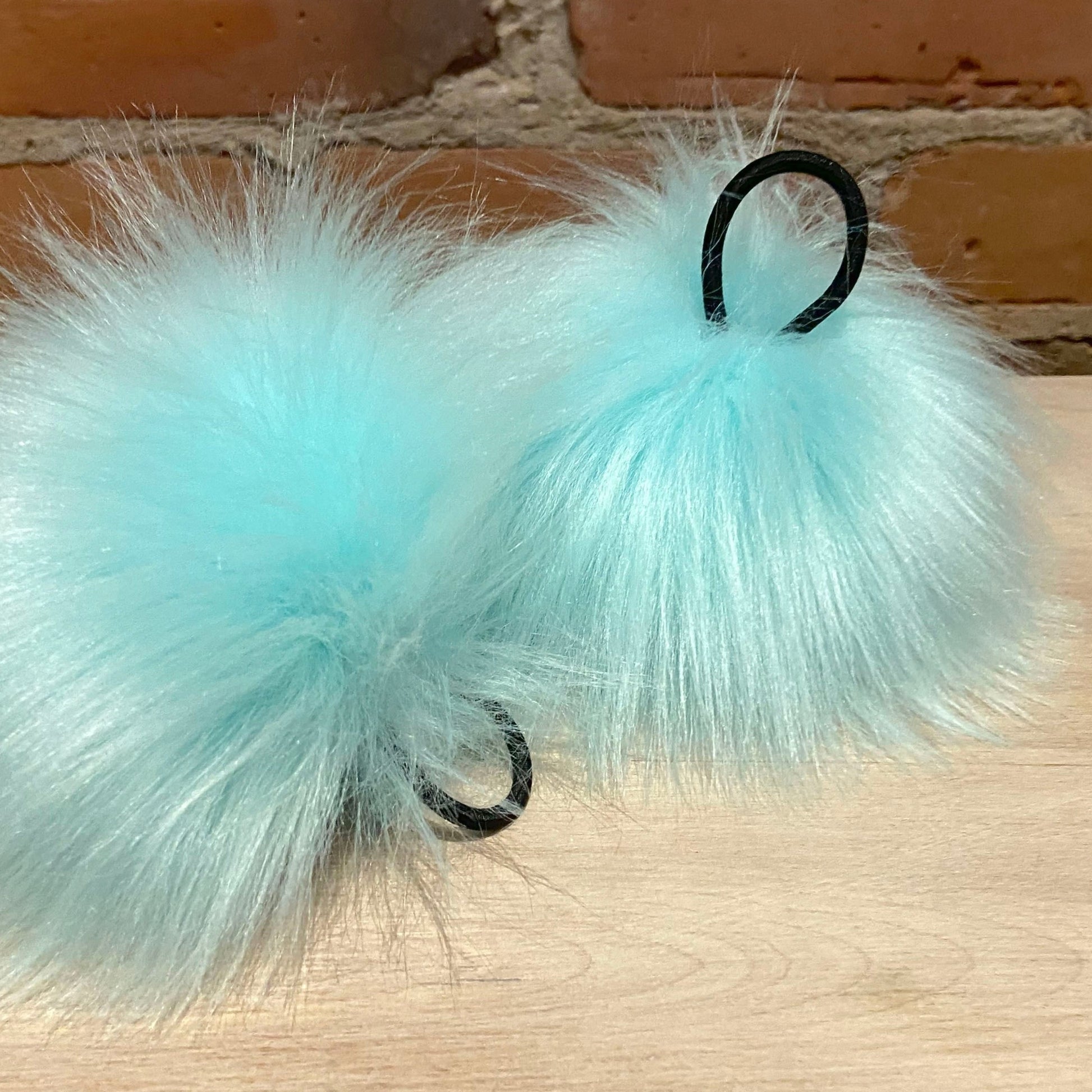 Hat Pom Loop Attachments