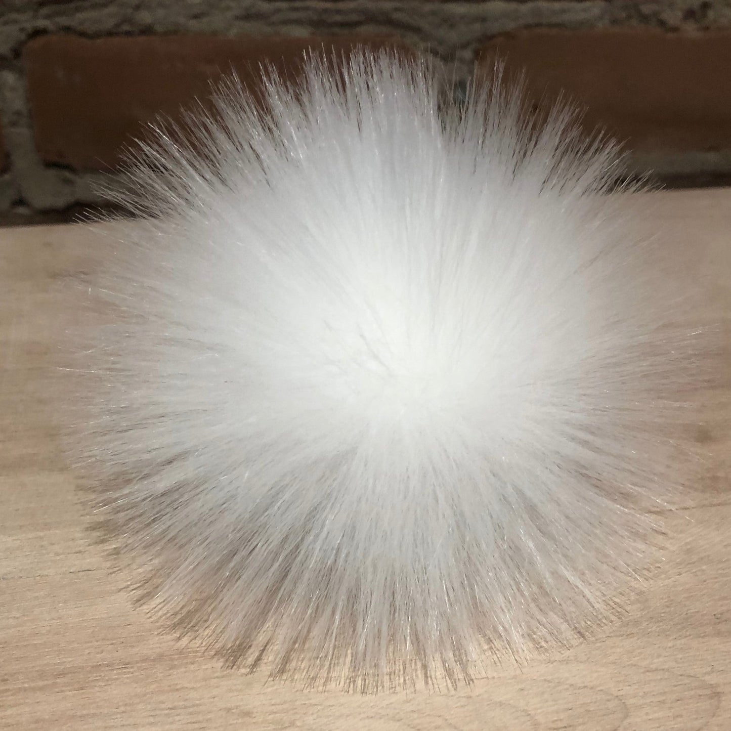 Neat Round Pure White Faux Fur Pom Pom for Knitting Projects