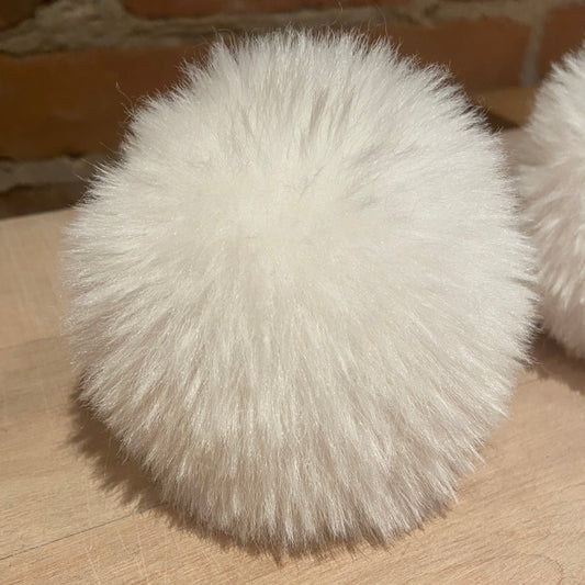 Cream White Faux Fur Pom Pom for Your Knit Hat