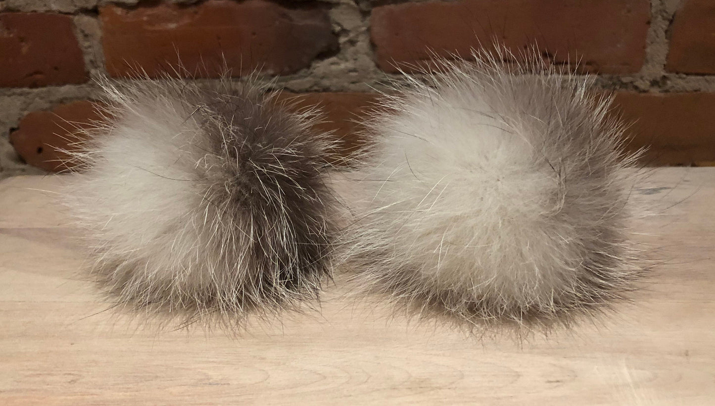 Platinum Arctic Shadow Fox Fur Pom, 3.5 Inch