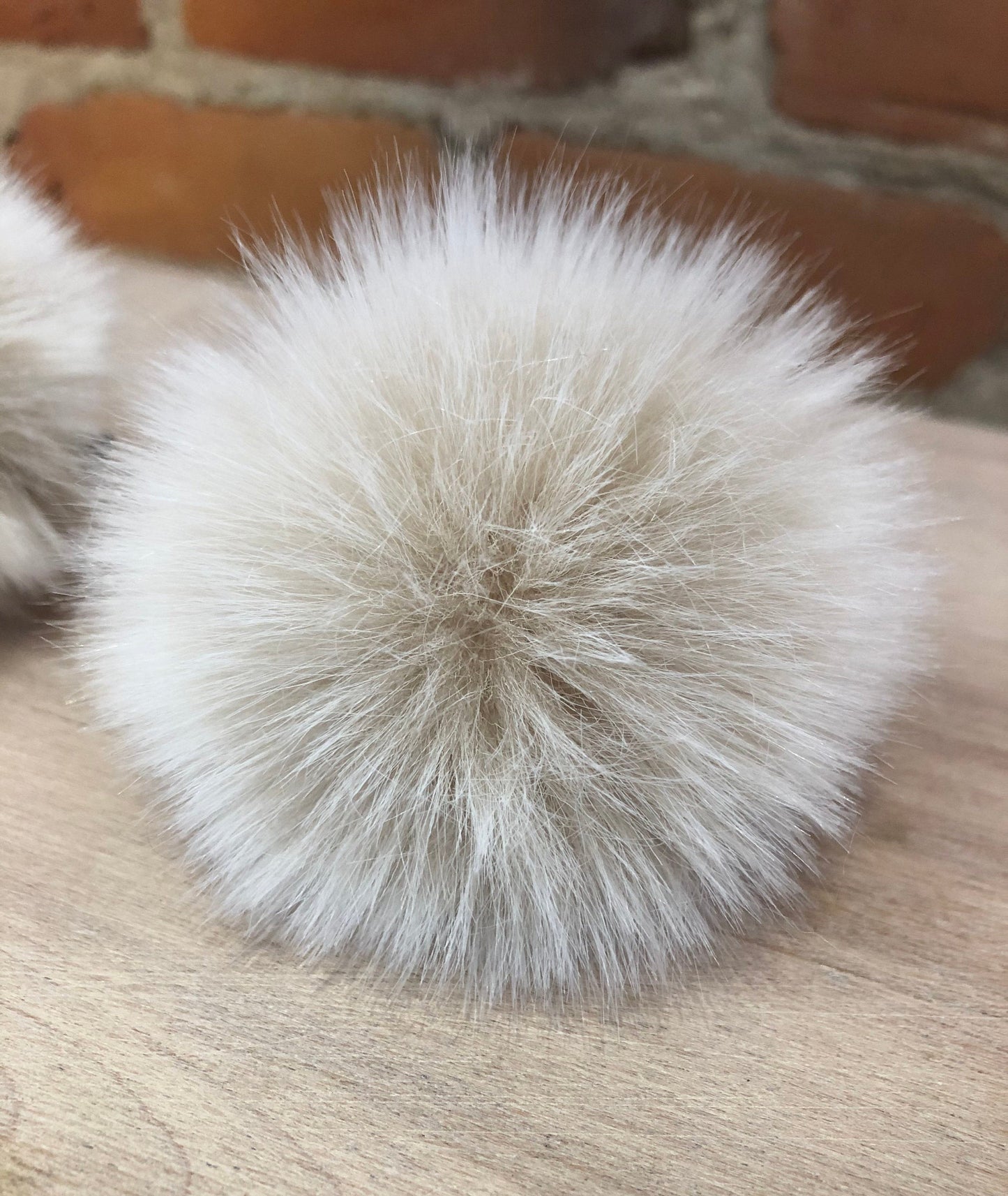Cream Beige Pom Pom, Small Detachable Faux Fur Pom, Mini Fur Ball for Baby's Knit Hat Pom, Craft Poms for Knitters, Winter Accessory, Vegan